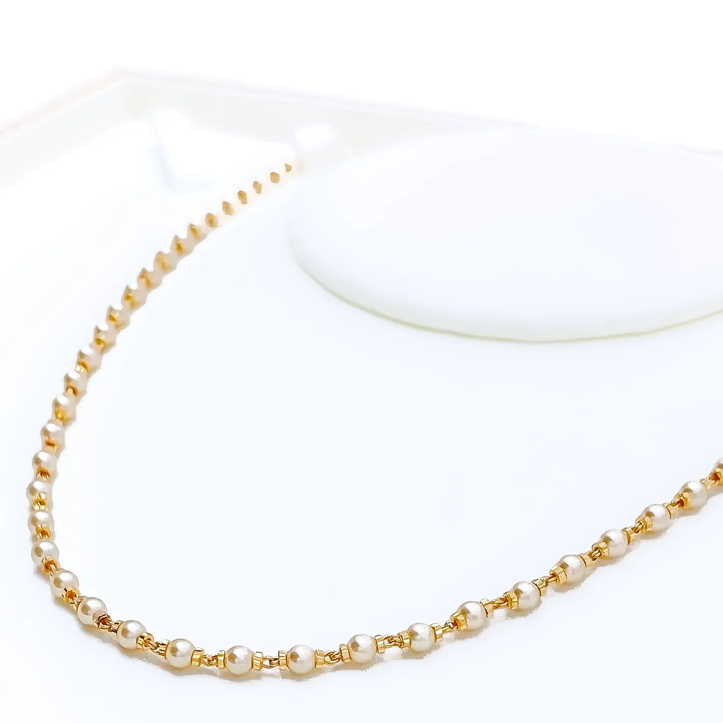 Attractive Fine Pearl Necklace